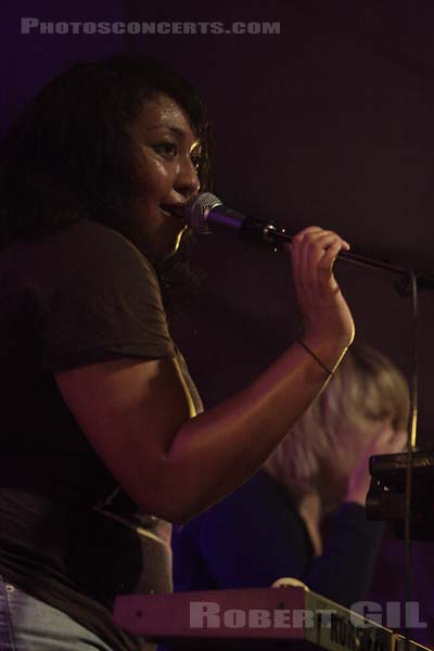 BLACK KIDS - 2008-07-01 - PARIS - Nouveau Casino - 